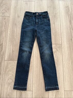 Anthropologie Pilcro high-rise Cigarette Jeans Fray Hem 25